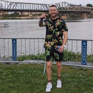 Meet your Posher, Christopher